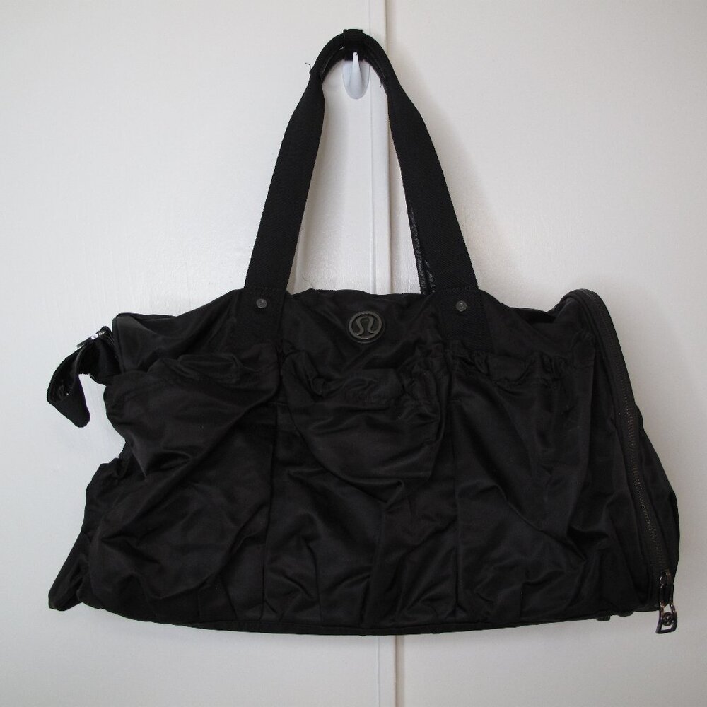 LULULEMON Black Duffle Bag